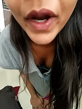 Snapshot of anshika0124 chatting on November 2025 04:59:02 AM anshika0124 online show from November 2025 04:59:02 AM