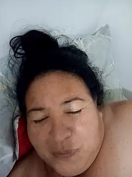 Snapshot of SorLilith_ElHombre chatting on November 2025 03:27:01 AM SorLilith ElHombre online show from November 2025 03:27:01 AM