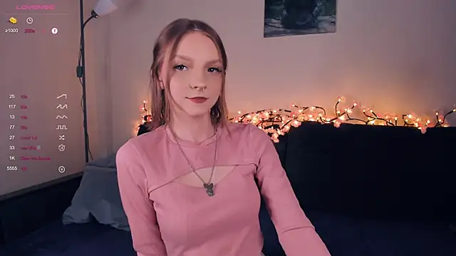 Snapshot of Golden_dawn chatting on October 2025 08:04:02 AM Golden dawn online show from October 2025 08:04:02 AM