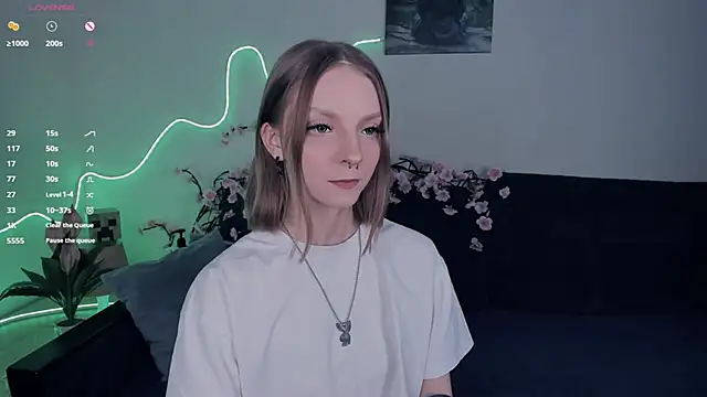 Snapshot of Golden_dawn chatting on November 2025 07:19:02 AM Golden dawn online show from November 2025 07:19:02 AM