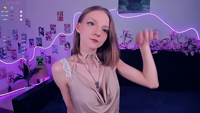 Snapshot of Golden_dawn chatting on November 2025 07:41:02 AM Golden dawn online show from November 2025 07:41:02 AM