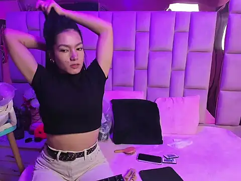 Snapshot of Gisell_Squirt_ chatting on November 2025 12:16:01 PM Gisell Squirt online show from November 2025 12:16:01 PM