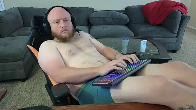 Snapshot of theballboy1 chatting on October 2025 06:42:02 PM theballboy1 online show from October 2025 06:42:02 PM