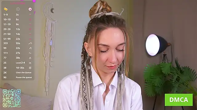 JohnetteConstine online show from October 2025 05:08:01 AM