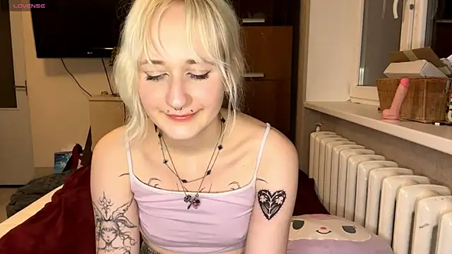 Ulemonala Cute online show from November 2025 06:52:01 PM