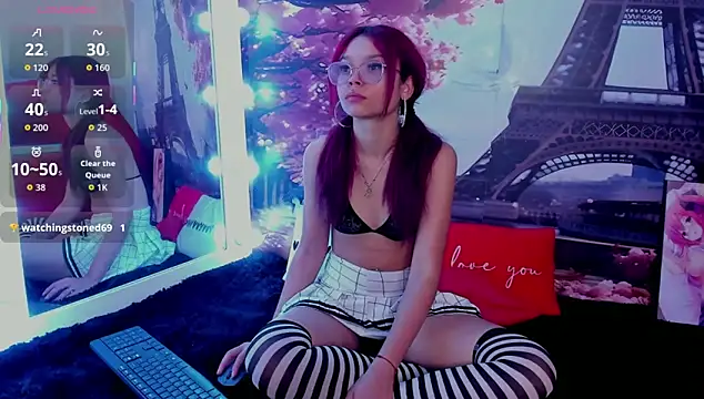 Snapshot of little_ellie_1 chatting on November 2025 07:56:02 PM little ellie 1 online show from November 2025 07:56:02 PM