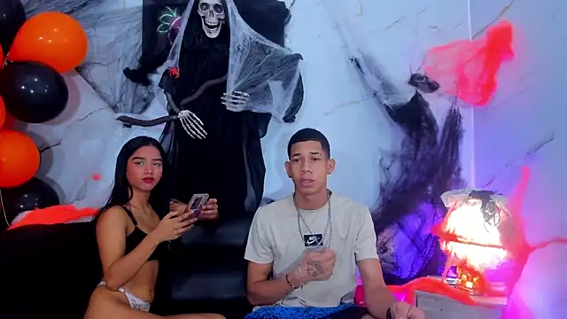 Little nicoll online show from November 2025 12:02:01 AM