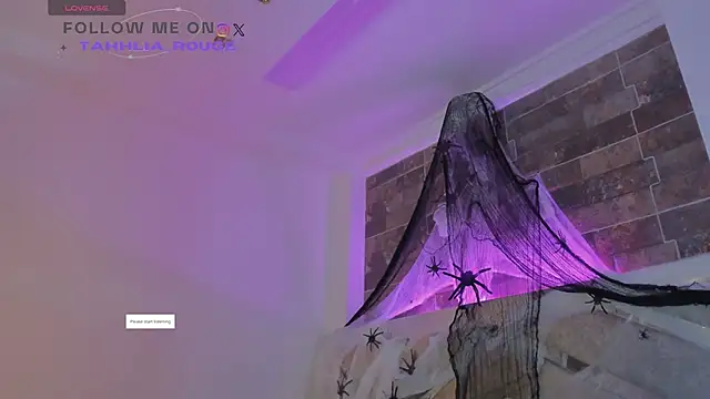 Snapshot of tahhlia_rouge chatting on October 2025 07:07:02 PM tahhlia rouge online show from October 2025 07:07:02 PM