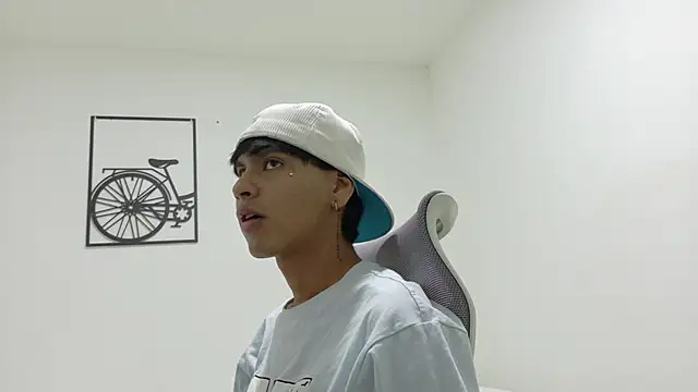 SEBAS LOVER  online show from October 2025 07:58:02 PM