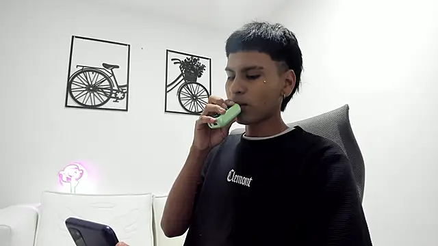 SEBAS LOVER  online show from October 2025 07:46:02 PM