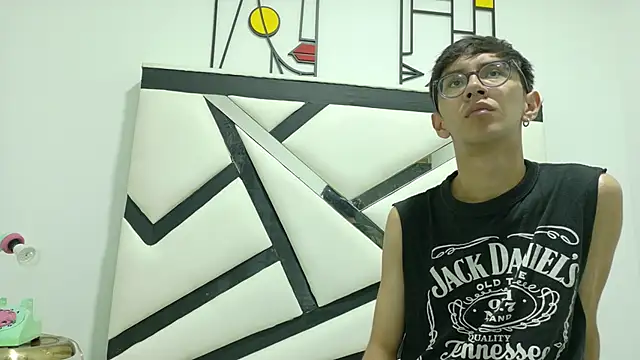 TWINK JOSS online show from October 2025 07:02:01 PM