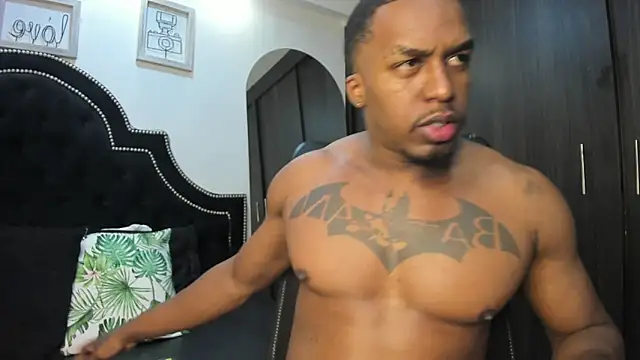 Snapshot of DenzelRios chatting on November 2025 07:49:02 PM DenzelRios online show from November 2025 07:49:02 PM