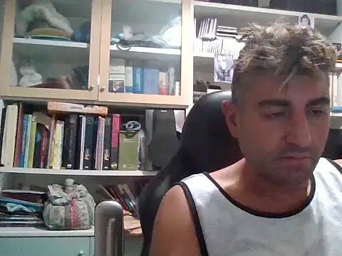 Antaresss online show from October 2025 11:02:01 PM