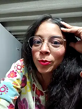 Snapshot of Eloisa_smith chatting on October 2025 05:26:02 AM Eloisa smith online show from October 2025 05:26:02 AM