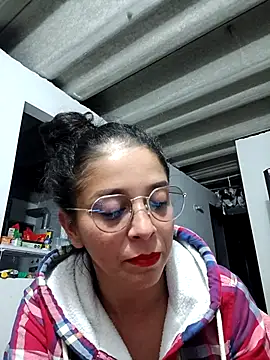 Snapshot of Eloisa_smith chatting on October 2025 05:22:01 AM Eloisa smith online show from October 2025 05:22:01 AM