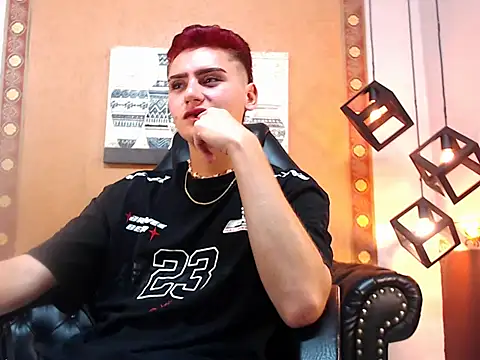 Alex Millerss online show from November 2025 10:31:02 PM