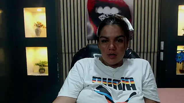 ruby jimenez19 online show from October 2025 09:37:01 PM