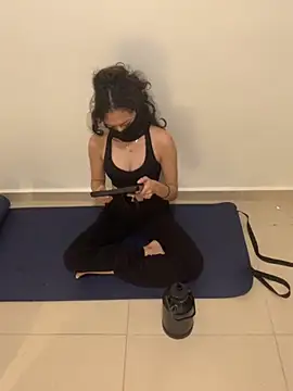 alicacua online show from October 2025 04:03:02 AM