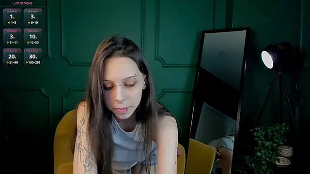 Snapshot of Amber__lust chatting on October 2025 01:44:01 PM Amber lust online show from October 2025 01:44:01 PM