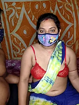 Snapshot of MAGGO-11 chatting on November 2025 06:26:01 PM MAGGO-11 online show from November 2025 06:26:01 PM