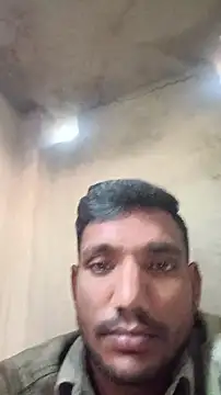 Snapshot of BiggerDickGuy chatting on November 2025 01:38:01 AM BiggerDickGuy online show from November 2025 01:38:01 AM