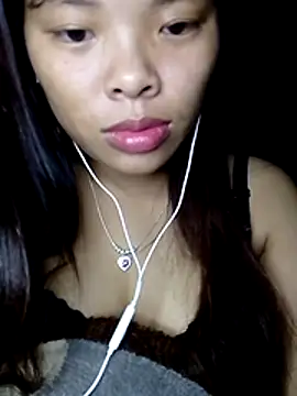 hello-cute online show from October 2025 04:13:01 PM