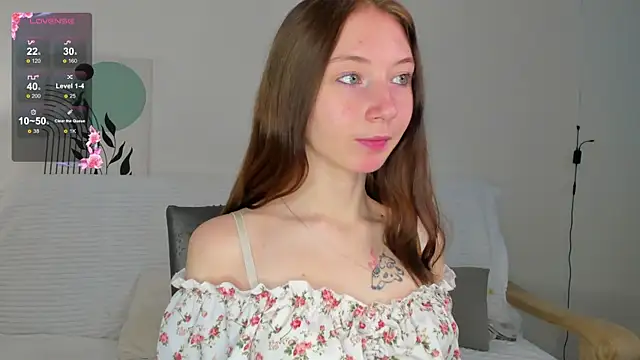 Snapshot of try_love_ chatting on November 2025 08:03:02 AM try love online show from November 2025 08:03:02 AM