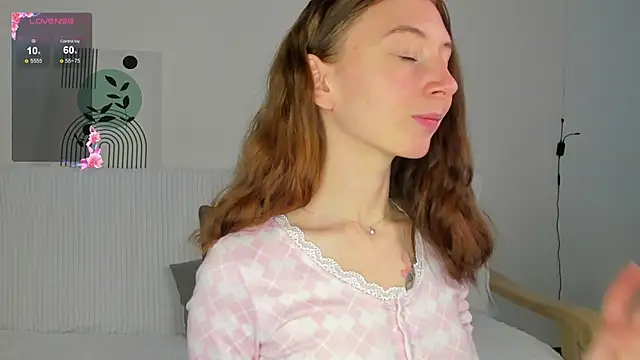 Snapshot of try_love_ chatting on November 2025 08:13:02 AM try love online show from November 2025 08:13:02 AM