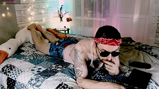 Snapshot of Markus_Rivas chatting on November 2025 01:49:01 AM Markus Rivas online show from November 2025 01:49:01 AM