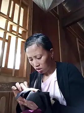 Snapshot of jerry-xx chatting on November 2025 02:00:01 AM jerry-xx online show from November 2025 02:00:01 AM