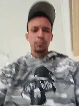 Snapshot of Racso100 chatting on November 2025 03:16:02 PM Racso100 online show from November 2025 03:16:02 PM