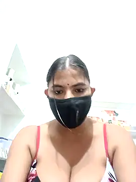 Snapshot of Hot_radhaji chatting on November 2025 04:35:01 PM Hot radhaji online show from November 2025 04:35:01 PM