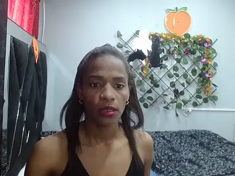 Snapshot of Melani_ebony chatting on October 2025 12:41:02 PM Melani ebony online show from October 2025 12:41:02 PM