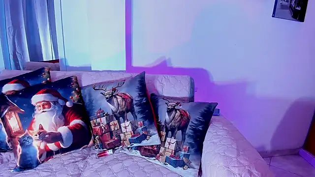 Snapshot of Jenn_W chatting on November 2025 12:15:02 PM Jenn W online show from November 2025 12:15:02 PM