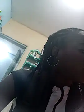 BeverlyMadison  online show from November 2025 01:33:02 PM