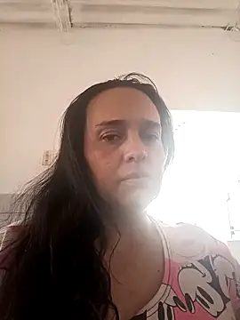 Snapshot of FiorellaDuboi chatting on October 2025 07:01:01 PM FiorellaDuboi online show from October 2025 07:01:01 PM