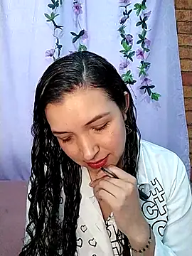 Snapshot of Miacollins12 chatting on October 2025 02:29:01 PM Miacollins12 online show from October 2025 02:29:01 PM