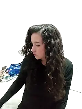 Snapshot of Miacollins12 chatting on December 2025 02:06:02 AM Miacollins12 online show from December 2025 02:06:02 AM