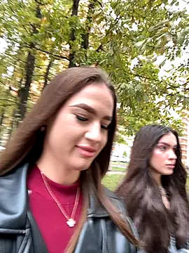 MayaGlow online show from October 2025 11:22:01 AM