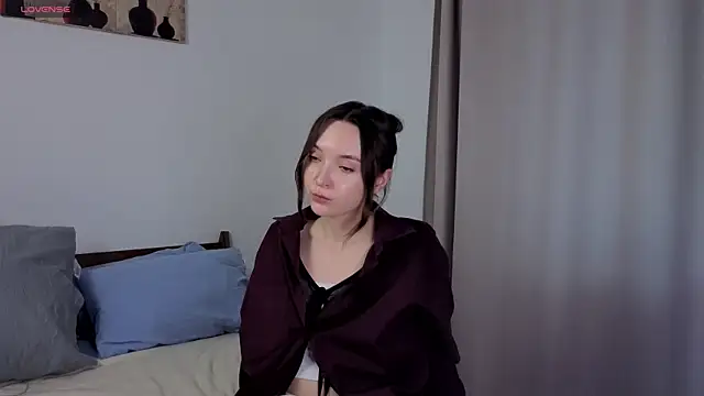 Snapshot of SylviaHamilton chatting on October 2025 07:42:02 AM SylviaHamilton online show from October 2025 07:42:02 AM