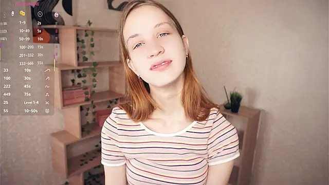 Snapshot of IveyColley chatting on November 2025 07:39:01 AM IveyColley online show from November 2025 07:39:01 AM