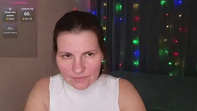 Snapshot of Mirabelle_Velvet chatting on November 2025 05:24:02 PM Mirabelle Velvet online show from November 2025 05:24:02 PM