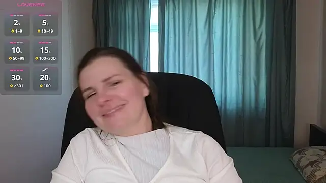 Snapshot of Mirabelle_Velvet chatting on December 2025 05:23:01 AM Mirabelle Velvet online show from December 2025 05:23:01 AM