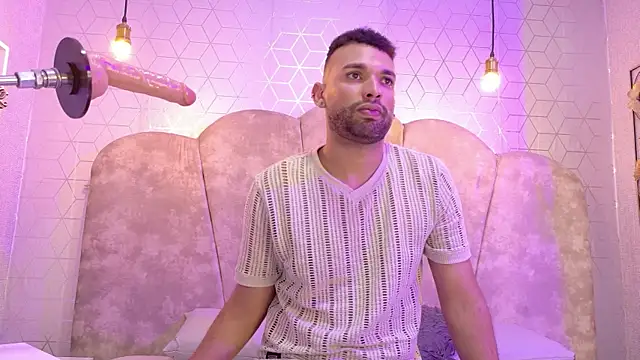 onlymen2025 online show from October 2025 07:49:02 PM