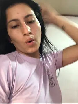 Snapshot of IAM_SARAH chatting on October 2025 08:32:02 PM IAM SARAH online show from October 2025 08:32:02 PM