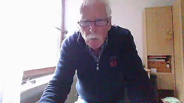 super-snoopy online show from October 2025 09:26:02 AM