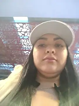 Snapshot of Victoria_Jonhss chatting on October 2025 10:32:02 PM Victoria Jonhss online show from October 2025 10:32:02 PM