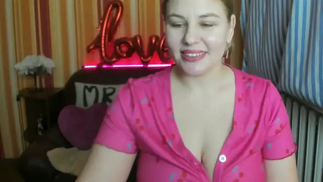 Passion-Blondy online show from December 2024 06:04:02 PM