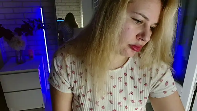 Passion-Blondy online show from November 2025 10:41:01 PM