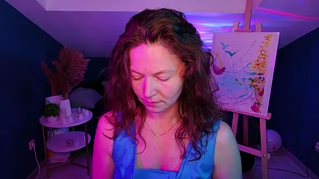 AuroraBorealis   online show from November 2025 06:34:01 AM